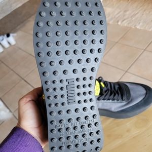Men's size 9 Puma